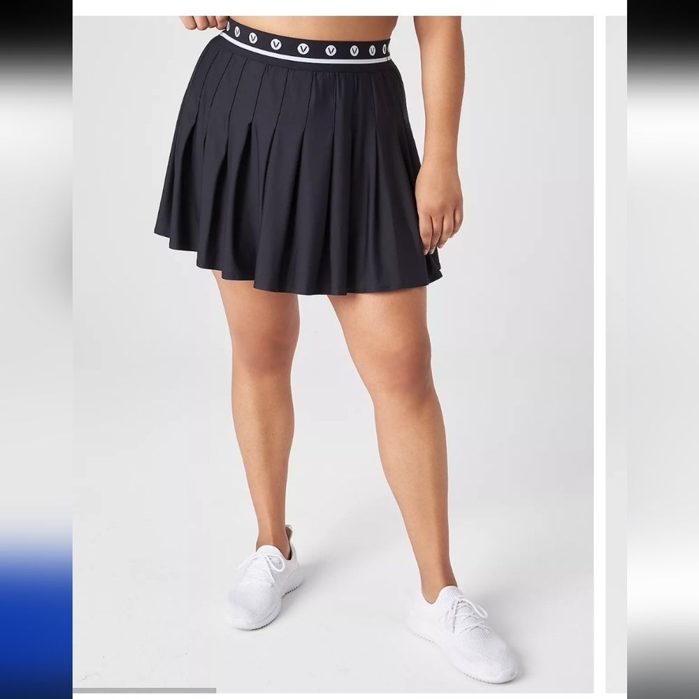 Lane Bryant LIVI Wicking Pleated Skort 18/20